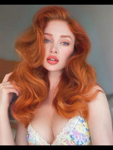 Полина